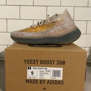 Yeezy boost size 9 men